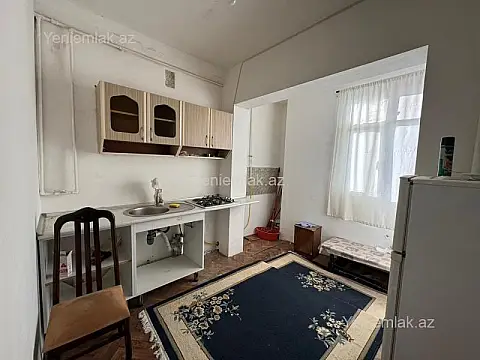 Satılır 2 otaqlı köhnə tikili 45 m²