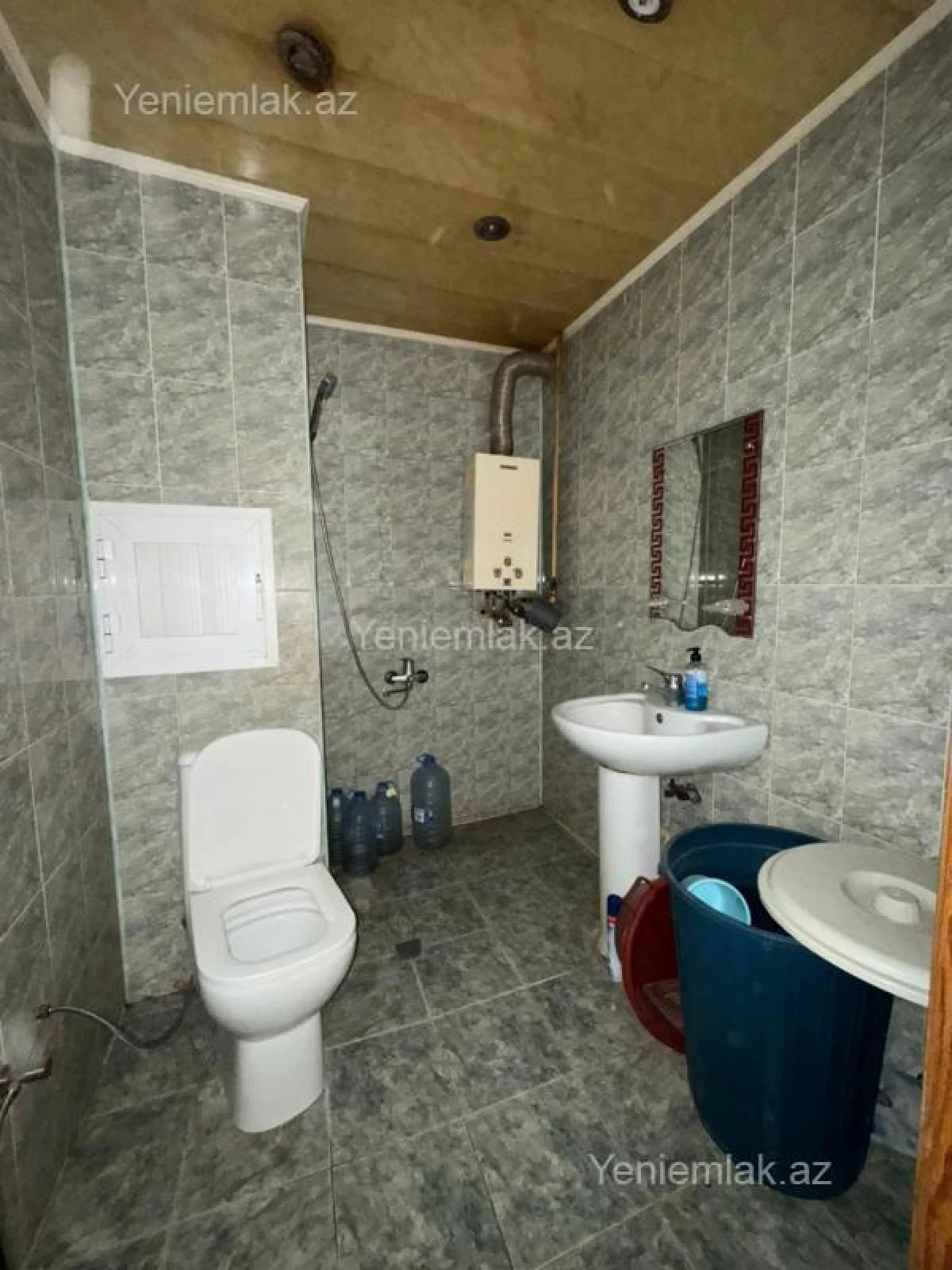 Satılır 2 otaqlı köhnə tikili 45 m²