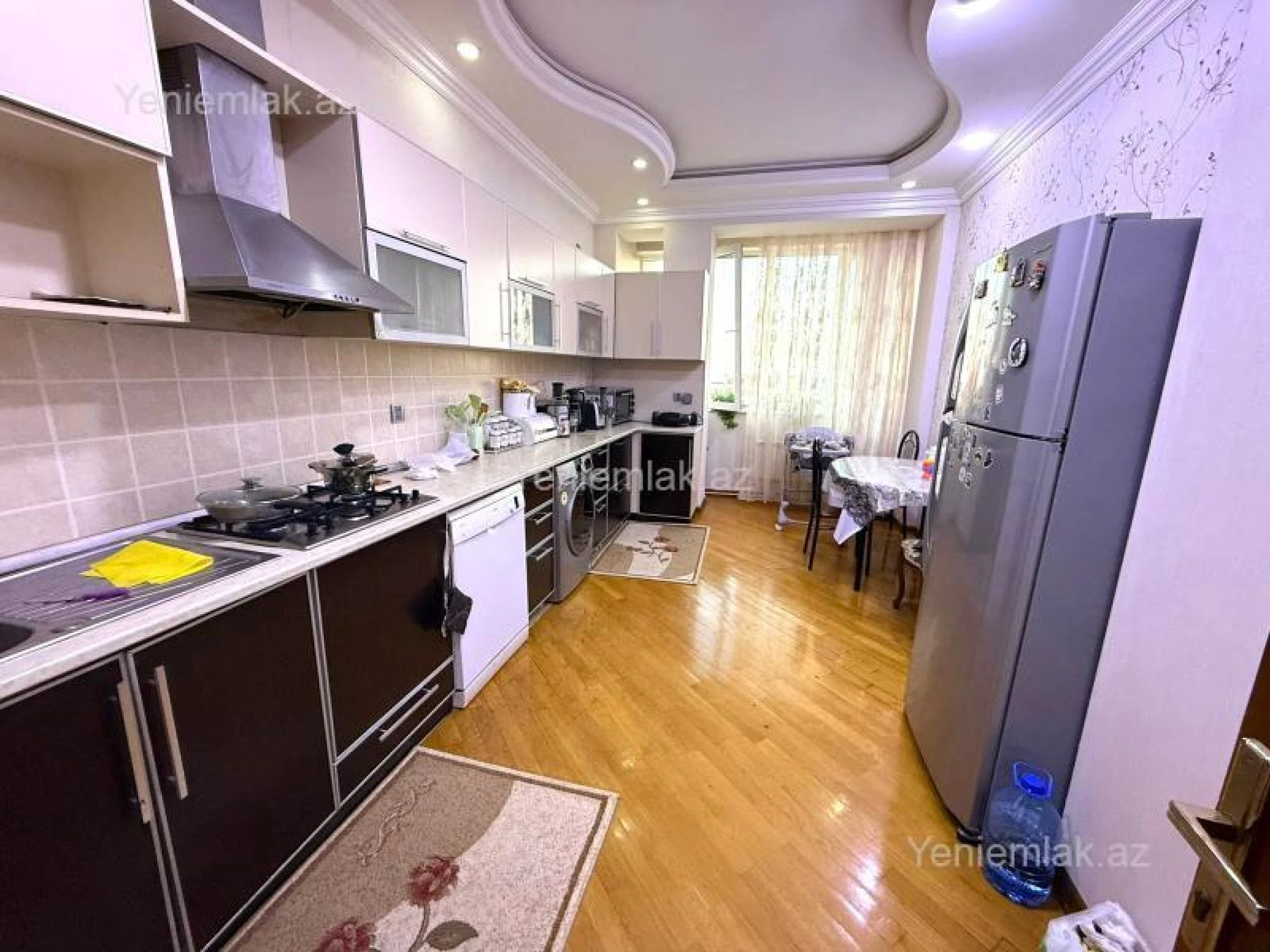 Satılır 4 otaqlı yeni tikili 138 m²