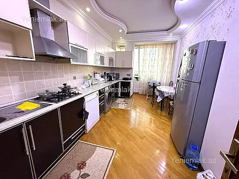 Satılır 4 otaqlı yeni tikili 138 m²
