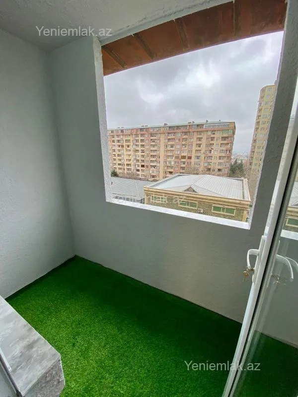 Satılır 2 otaqlı köhnə tikili 65 m²