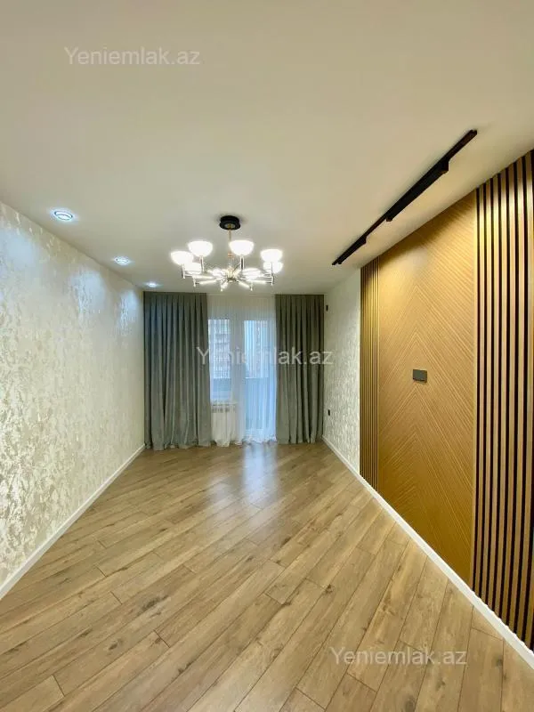 Satılır 2 otaqlı köhnə tikili 65 m²