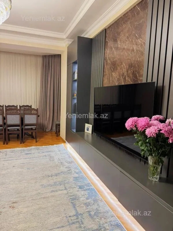 Satılır 3 otaqlı yeni tikili 140 m²