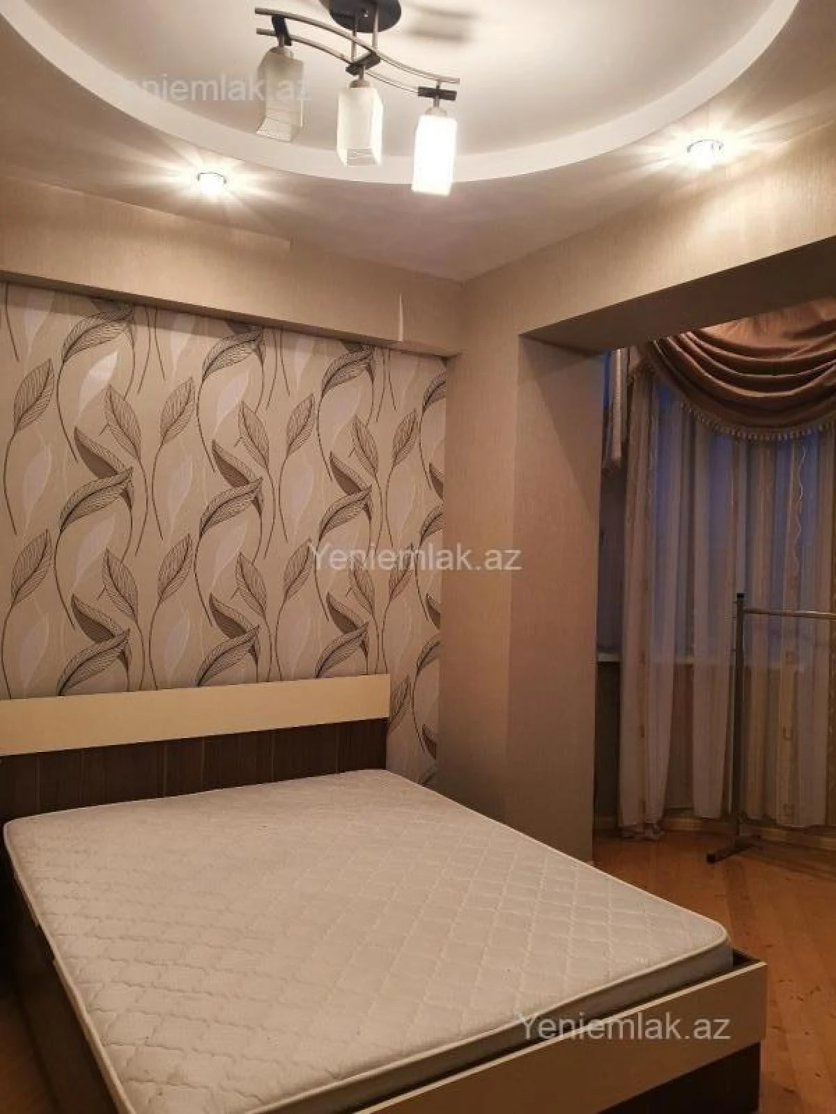 Satılır 3 otaqlı yeni tikili 130 m²