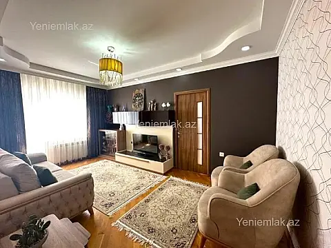 Satılır 4 otaqlı köhnə tikili 100 m²