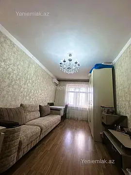 Satılır 2 otaqlı köhnə tikili 70 m²