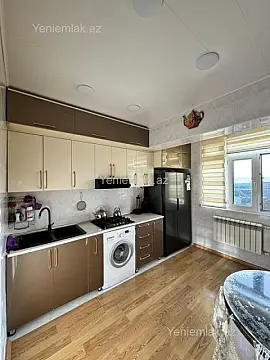 Satılır 3 otaqlı köhnə tikili 80 m²