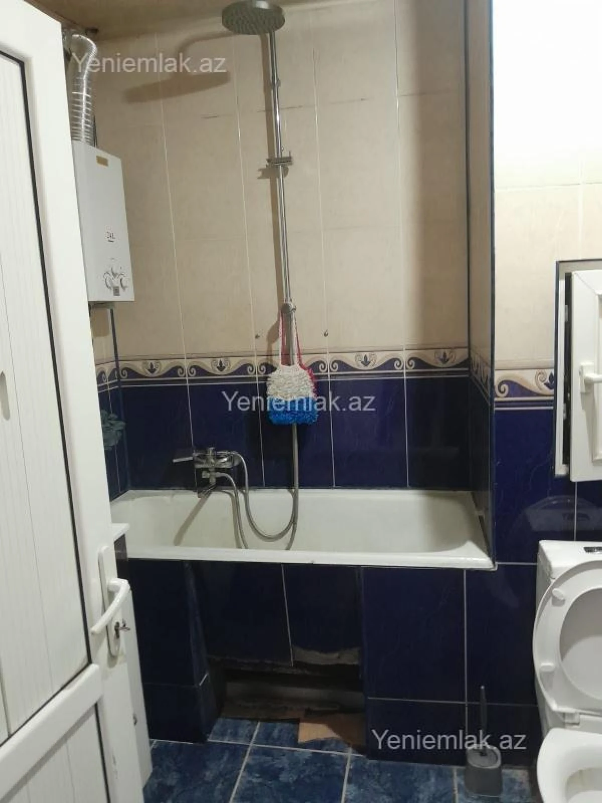 Satılır 3 otaqlı köhnə tikili 100 m²