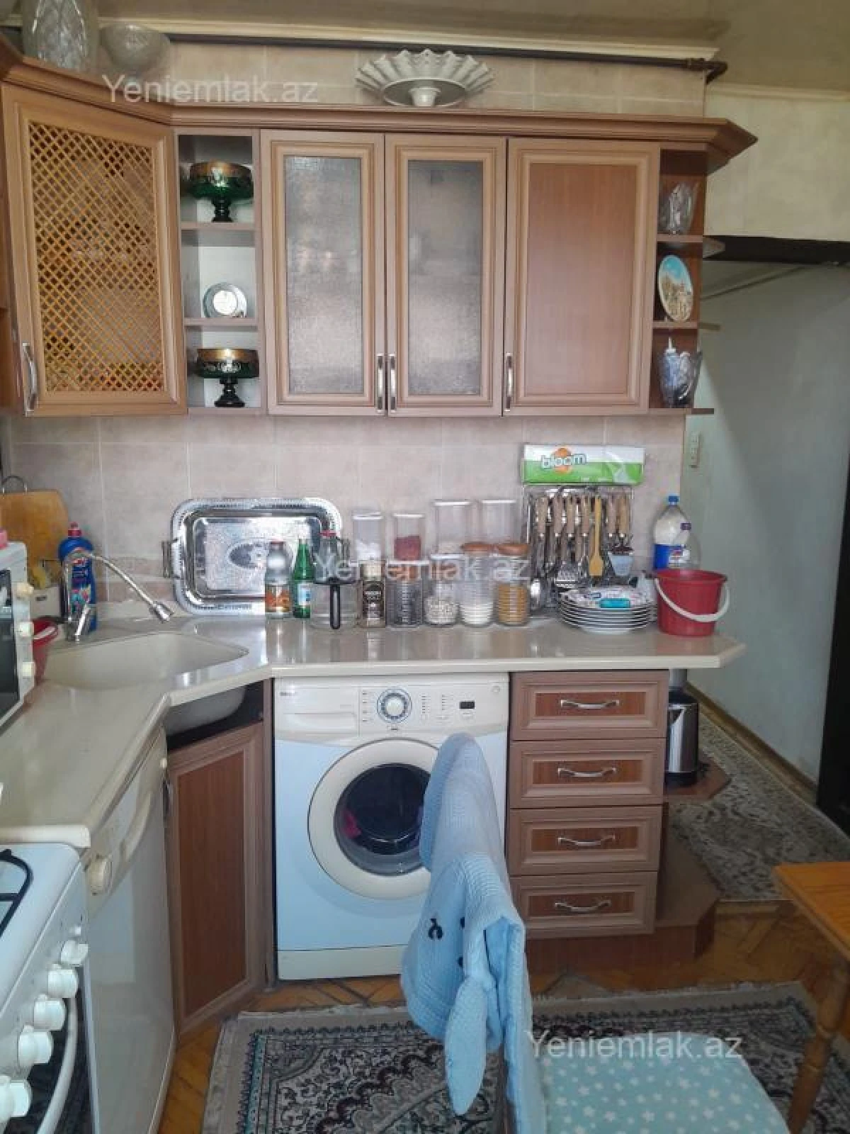 Satılır 3 otaqlı köhnə tikili 100 m²