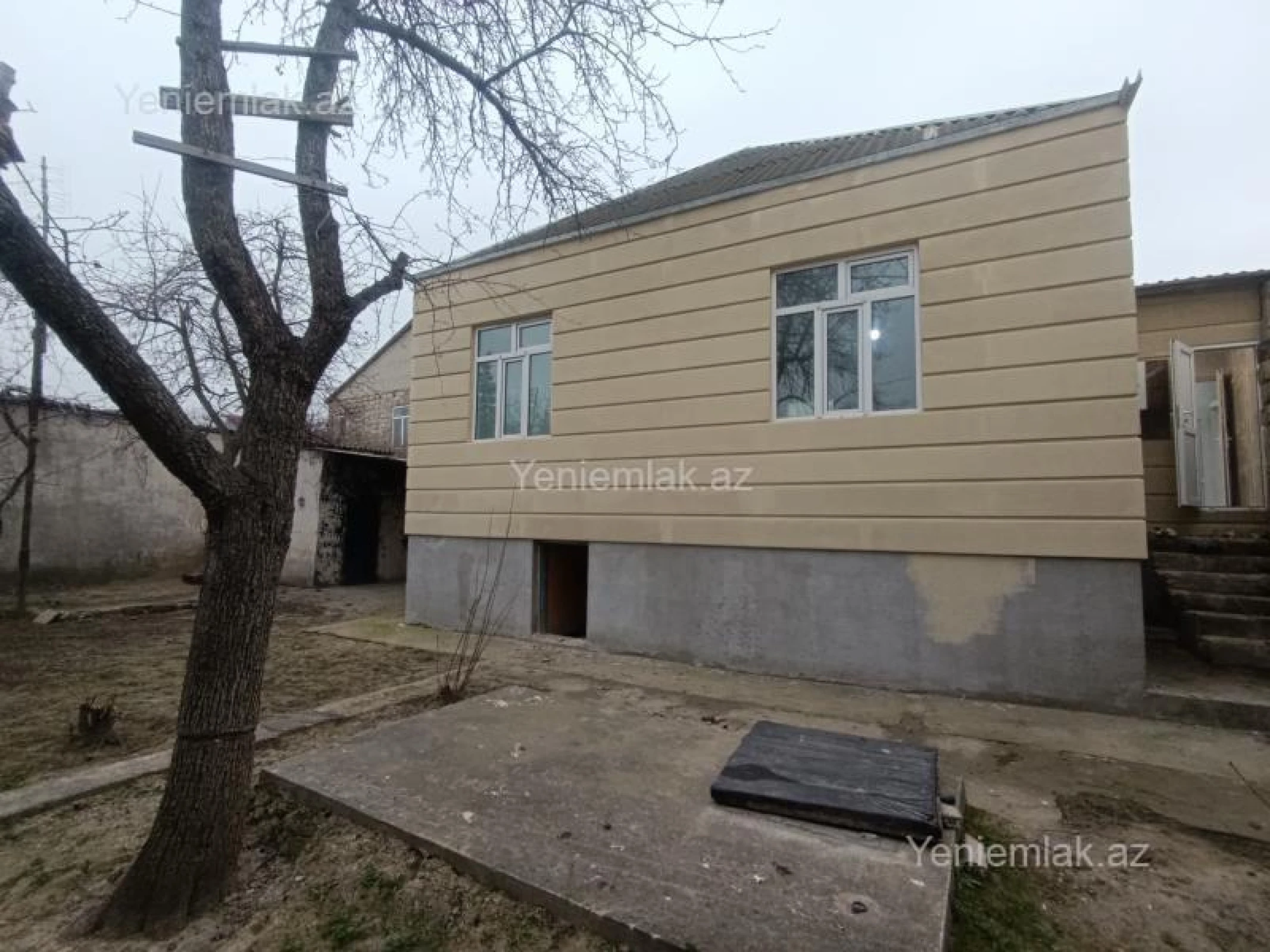 Satılır 4 otaqlı həyət evi 120 m²