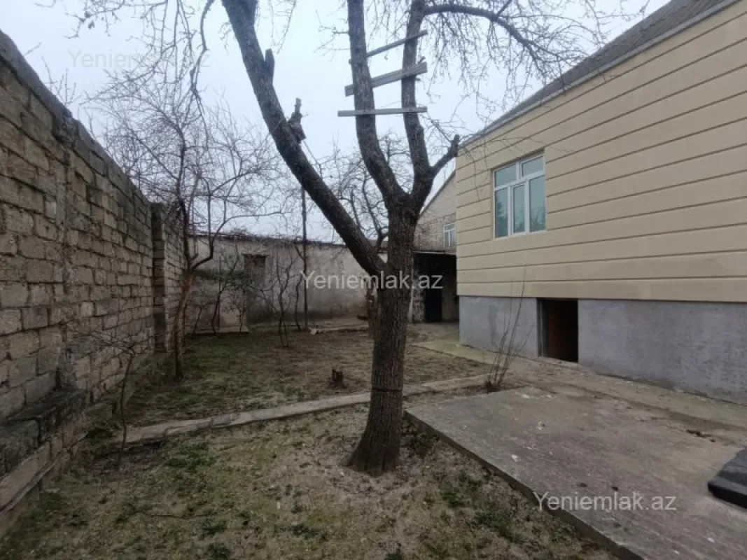 Satılır 4 otaqlı həyət evi 120 m²