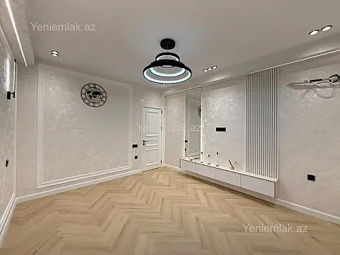 Satılır 3 otaqlı yeni tikili 80 m²