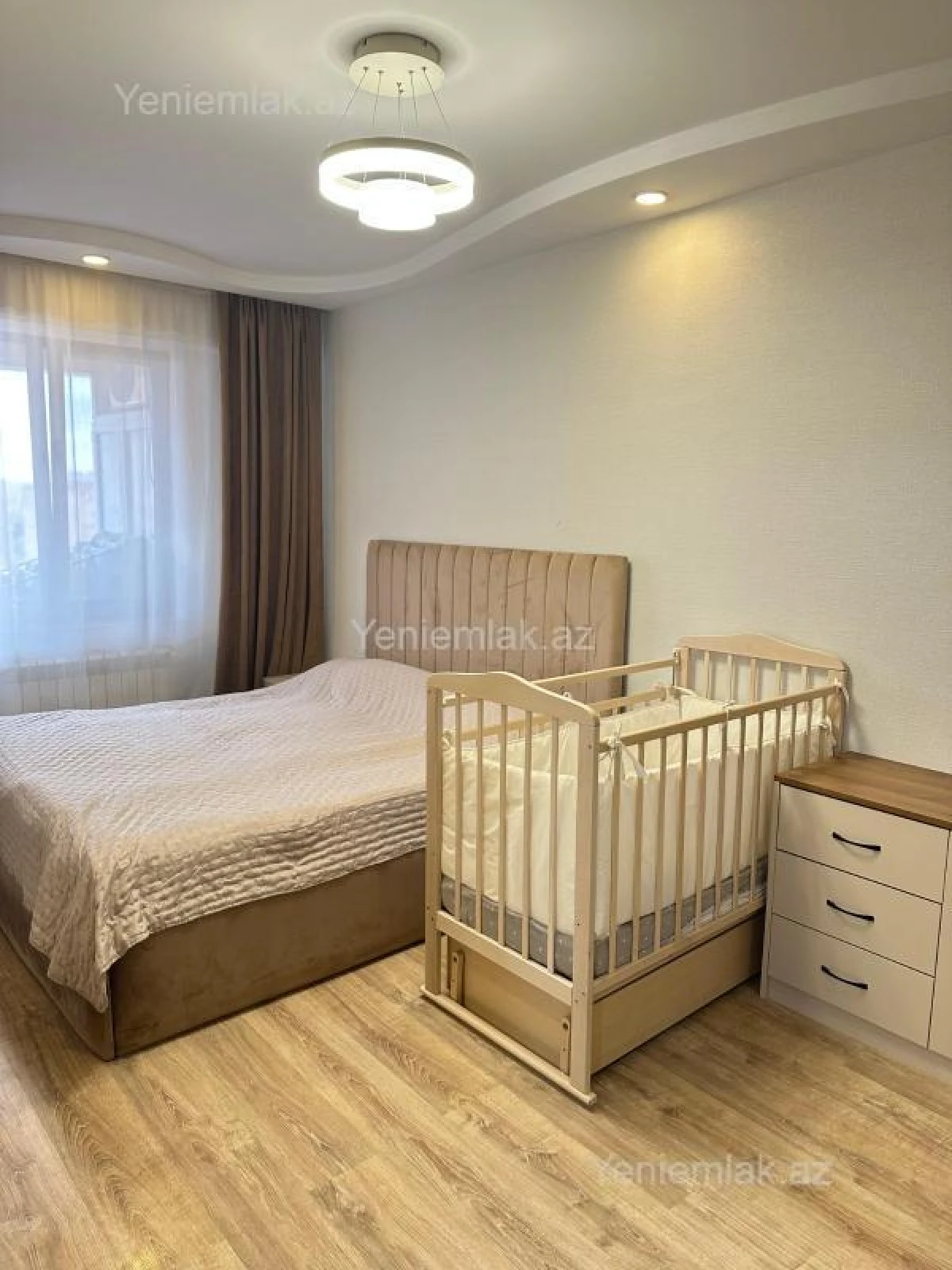Satılır 3 otaqlı yeni tikili 70 m²