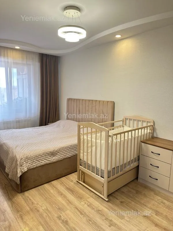 Satılır 3 otaqlı yeni tikili 70 m²