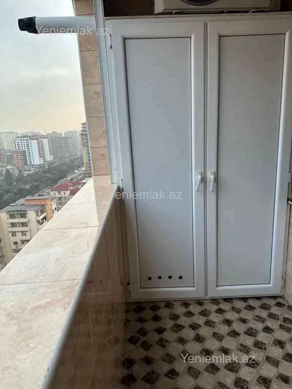 Satılır 3 otaqlı yeni tikili 70 m²