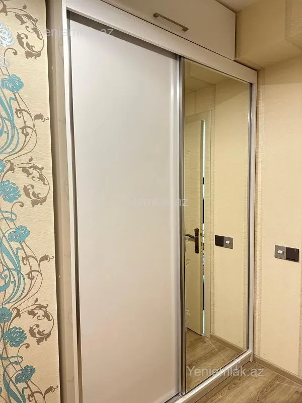 Satılır 3 otaqlı yeni tikili 70 m²