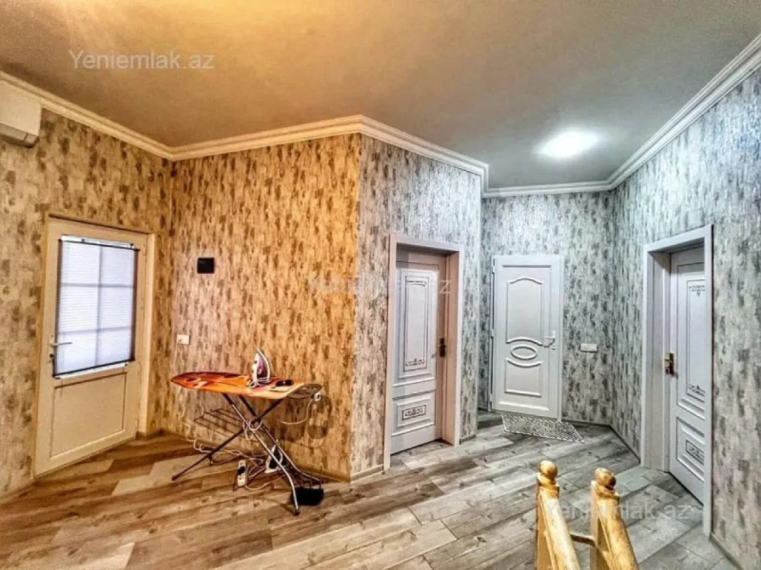 Satılır 5 otaqlı həyət evi 140 m²