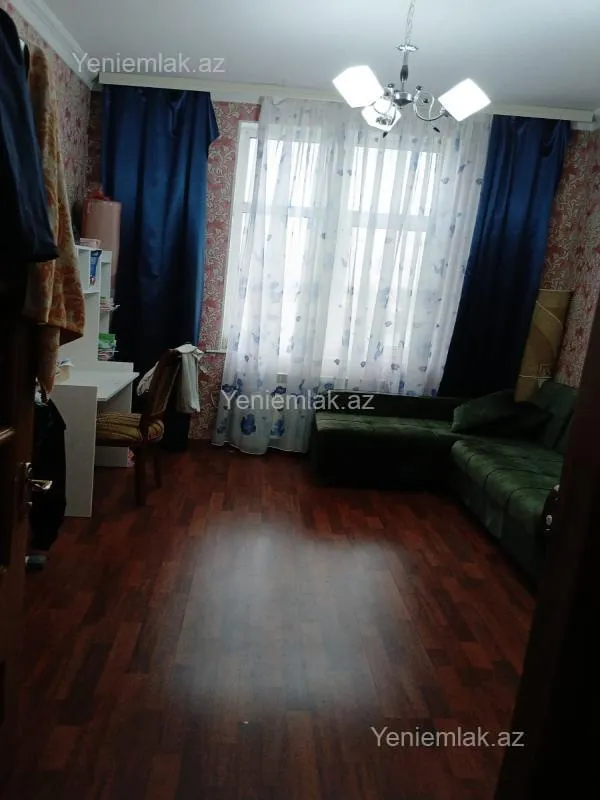 Satılır 3 otaqlı yeni tikili 105 m²