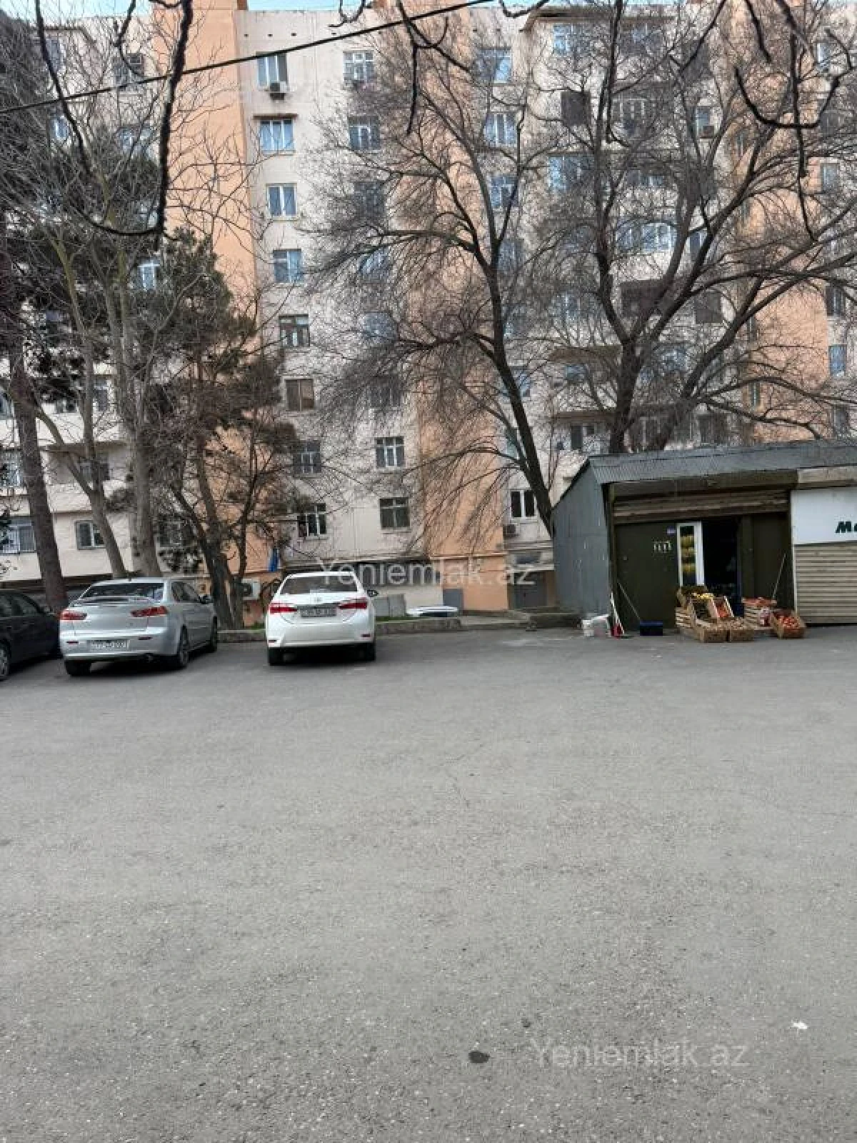 Satılır 2 otaqlı köhnə tikili 55 m²