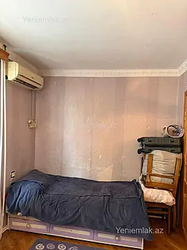 Satılır 2 otaqlı köhnə tikili 55 m²