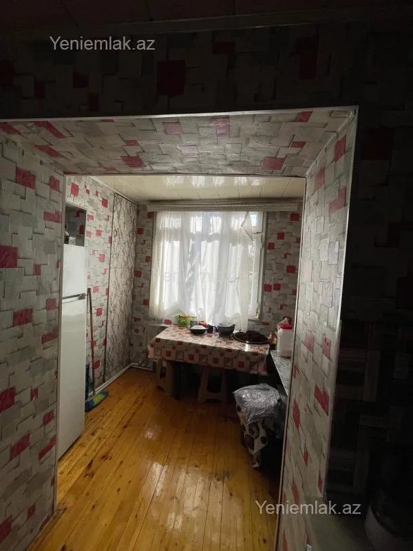 Satılır 3 otaqlı köhnə tikili 78 m²