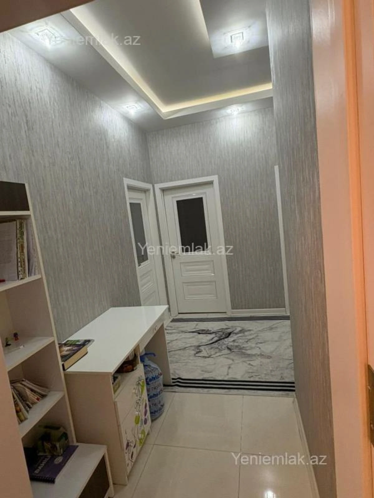 Satılır 3 otaqlı yeni tikili 80 m²
