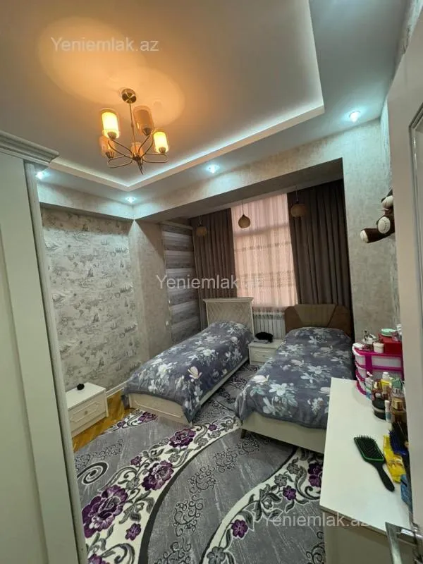 Satılır 3 otaqlı yeni tikili 80 m²