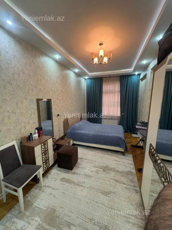 Satılır 3 otaqlı yeni tikili 80 m²