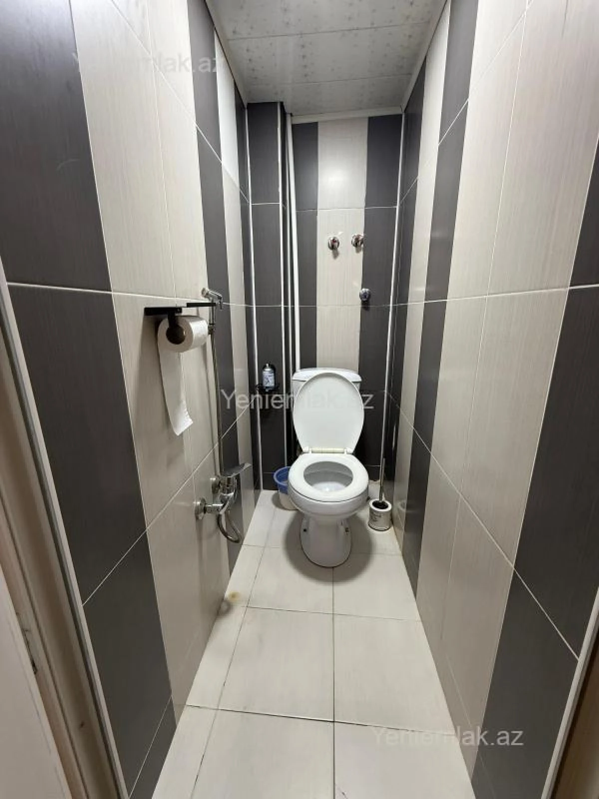 Satılır 2 otaqlı köhnə tikili 60 m²
