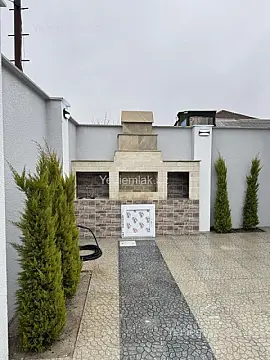 Satılır 4 otaqlı həyət evi 120 m²