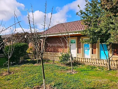 Satılır 5 otaqlı həyət evi 200 m²