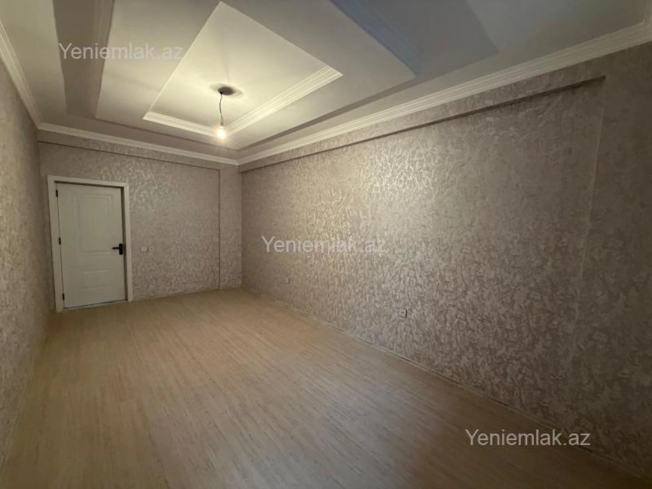 Satılır 2 otaqlı yeni tikili 72 m²