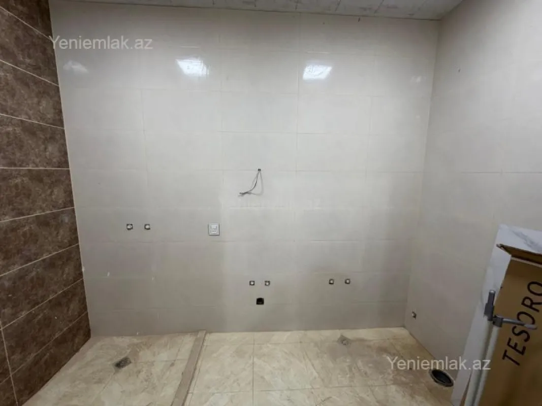 Satılır 2 otaqlı yeni tikili 72 m²