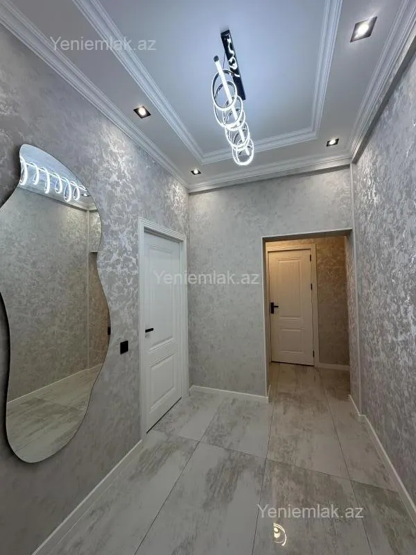 Satılır 2 otaqlı yeni tikili 65 m²