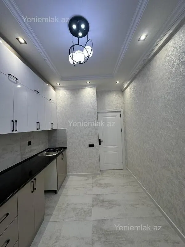 Satılır 2 otaqlı yeni tikili 65 m²