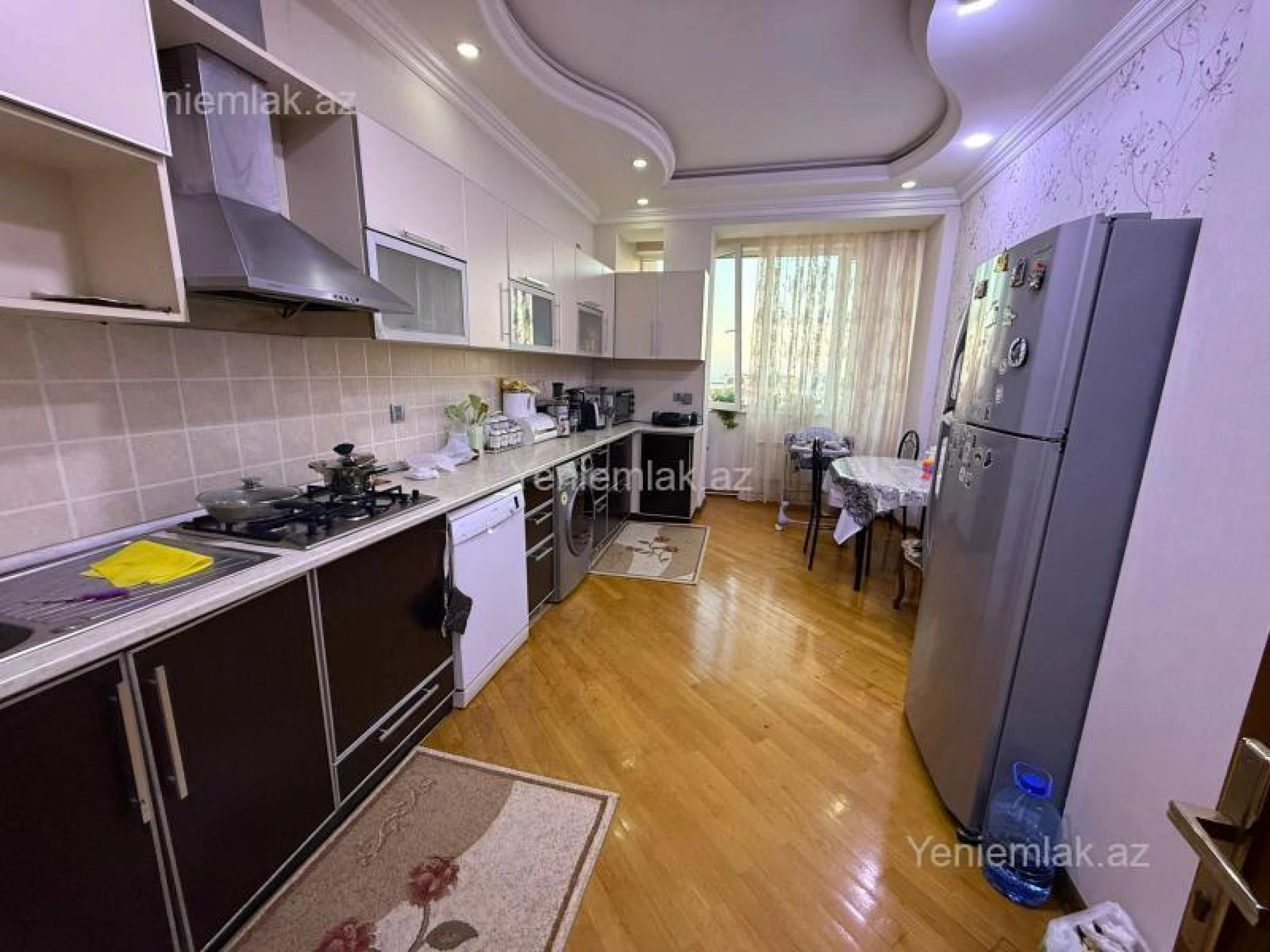Satılır 4 otaqlı yeni tikili 138 m²