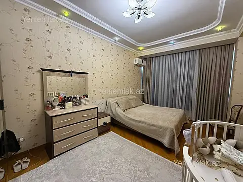 Satılır 4 otaqlı yeni tikili 138 m²