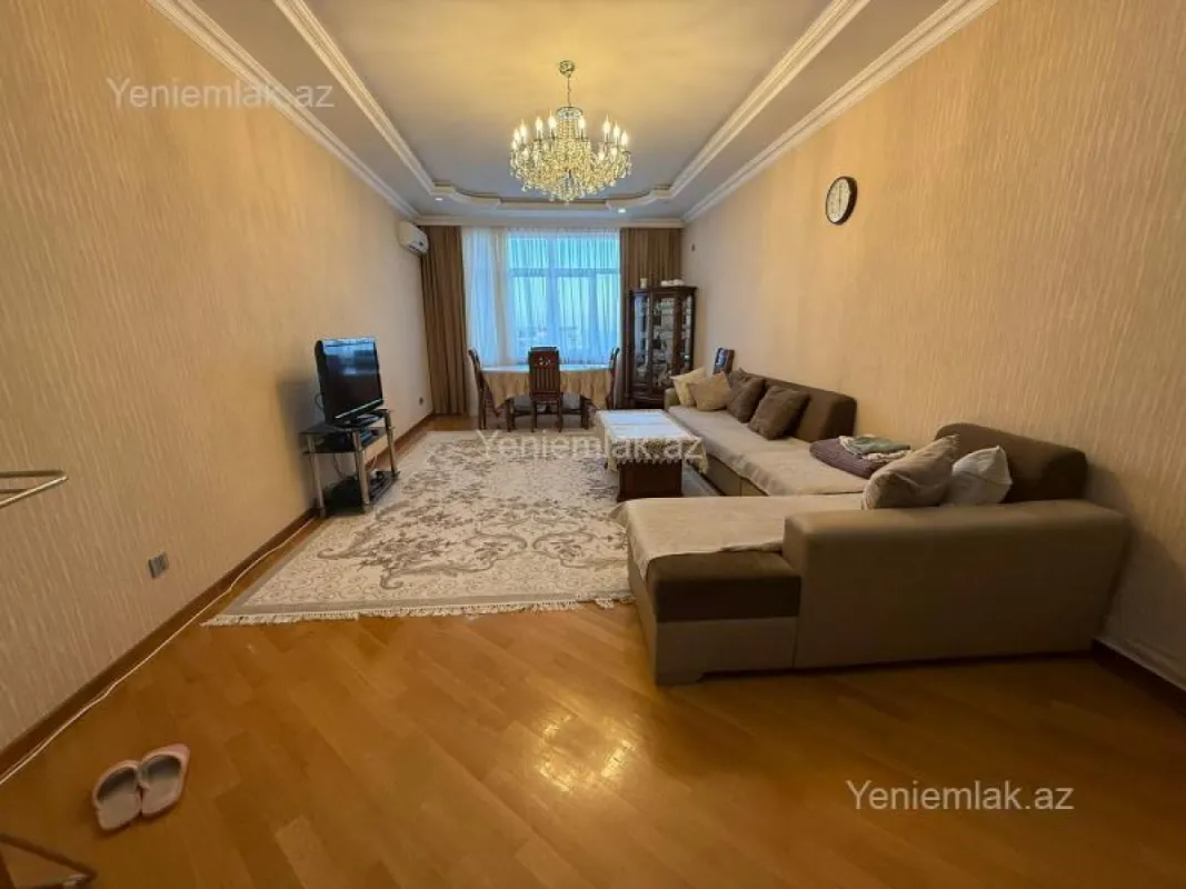 Satılır 4 otaqlı yeni tikili 138 m²