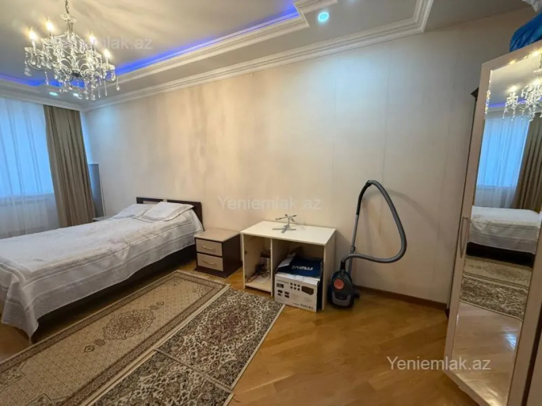 Satılır 4 otaqlı yeni tikili 138 m²