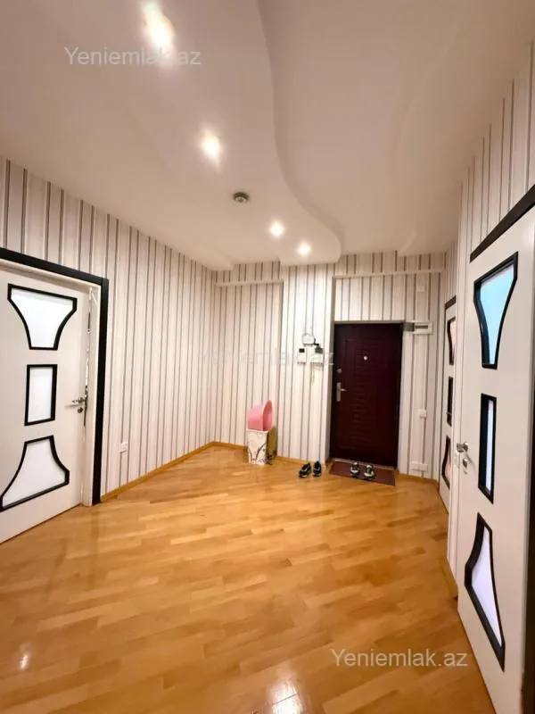 Satılır 2 otaqlı yeni tikili 90 m²