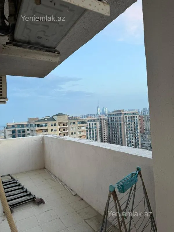 Satılır 2 otaqlı yeni tikili 90 m²
