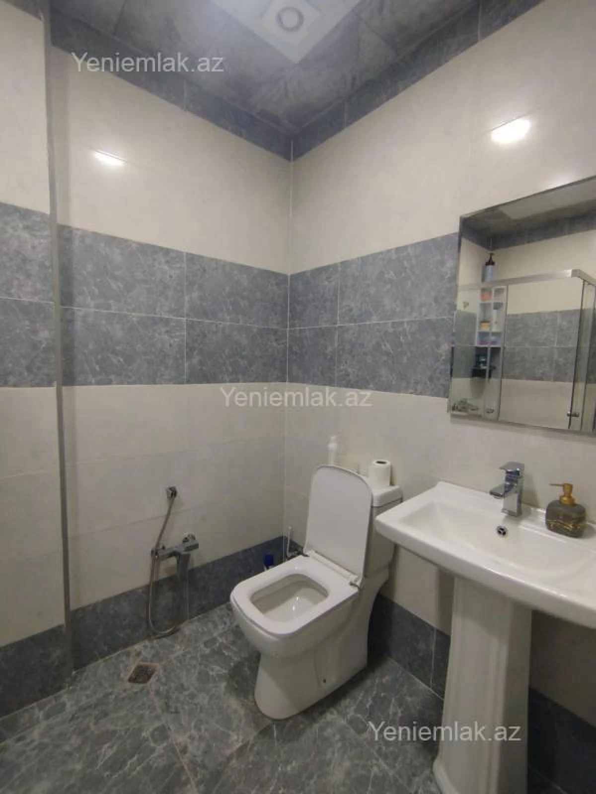 Satılır 2 otaqlı yeni tikili 57 m²