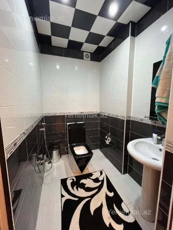 Satılır 3 otaqlı yeni tikili 150 m²