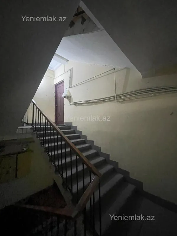 Satılır 4 otaqlı köhnə tikili 95 m²