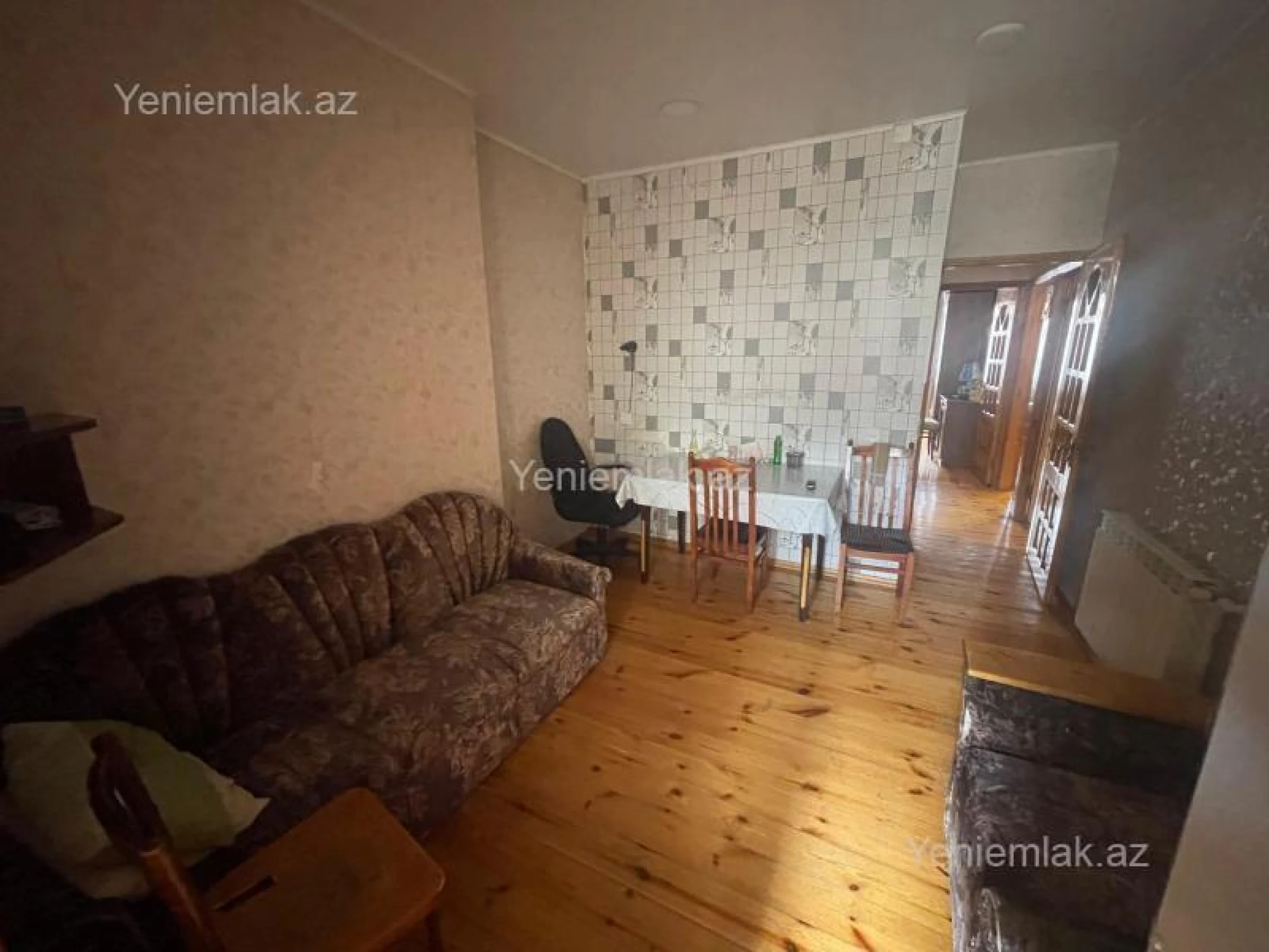 Satılır 4 otaqlı köhnə tikili 95 m²