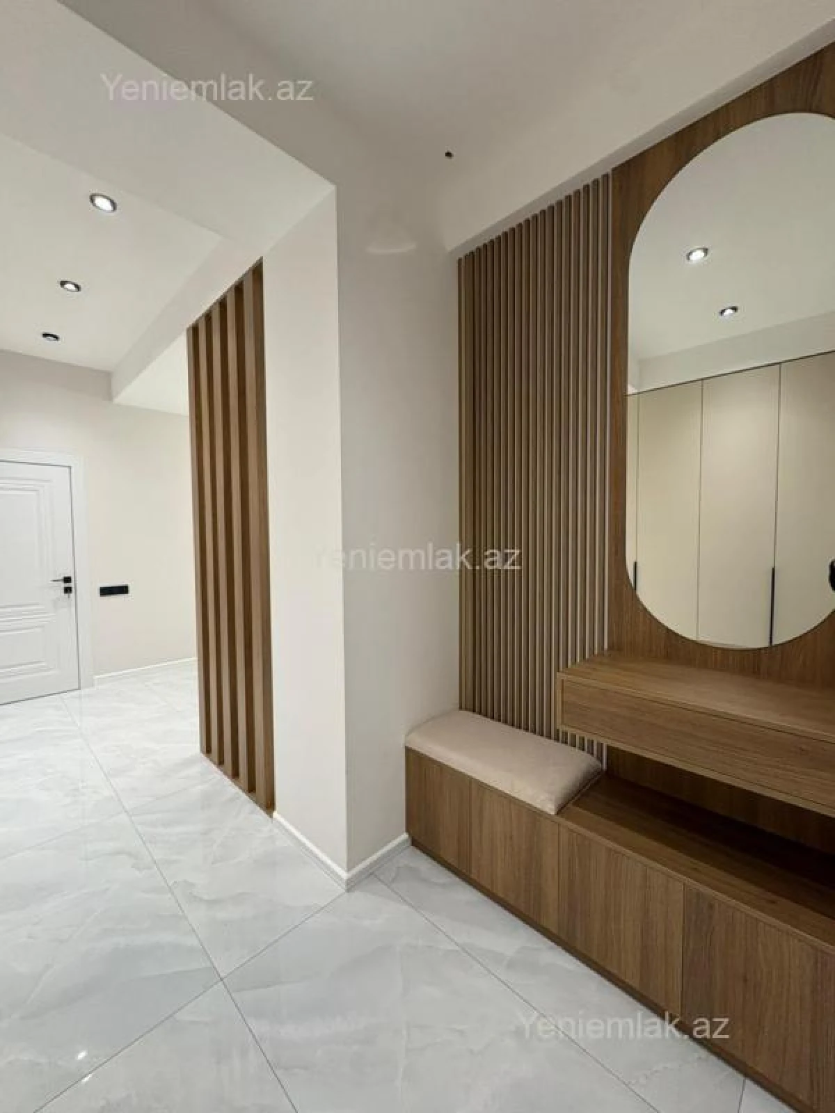 Satılır 3 otaqlı yeni tikili 105 m²