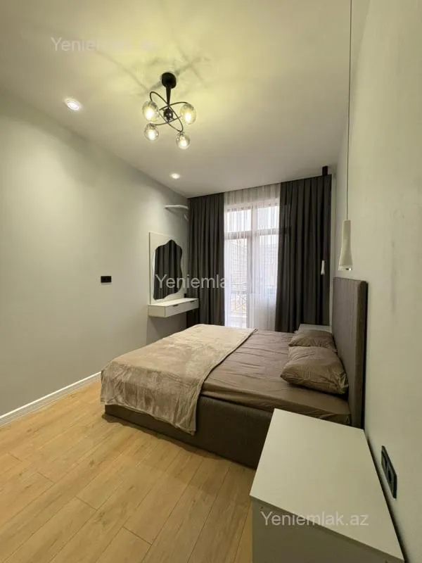Satılır 3 otaqlı yeni tikili 105 m²