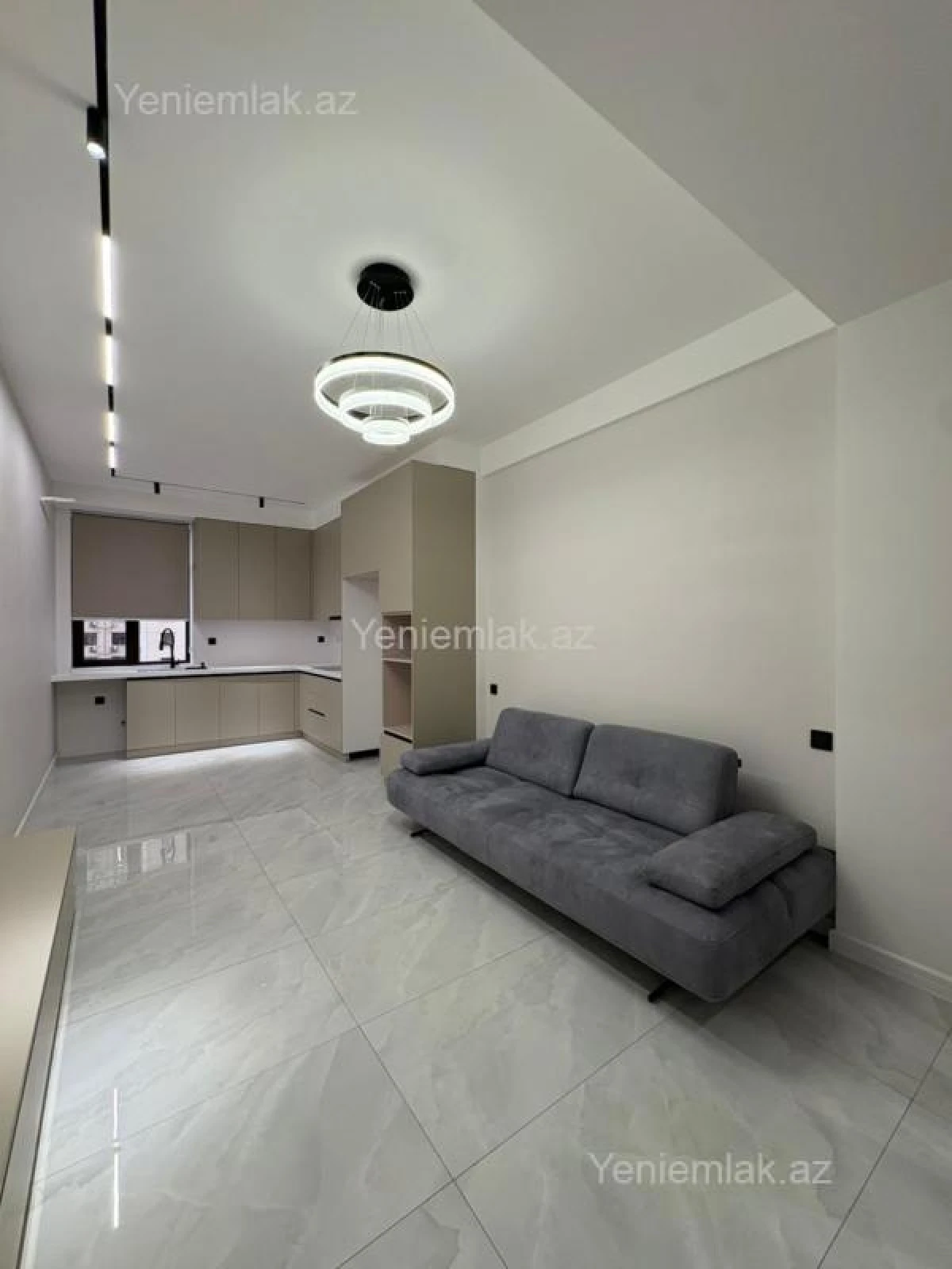 Satılır 3 otaqlı yeni tikili 105 m²