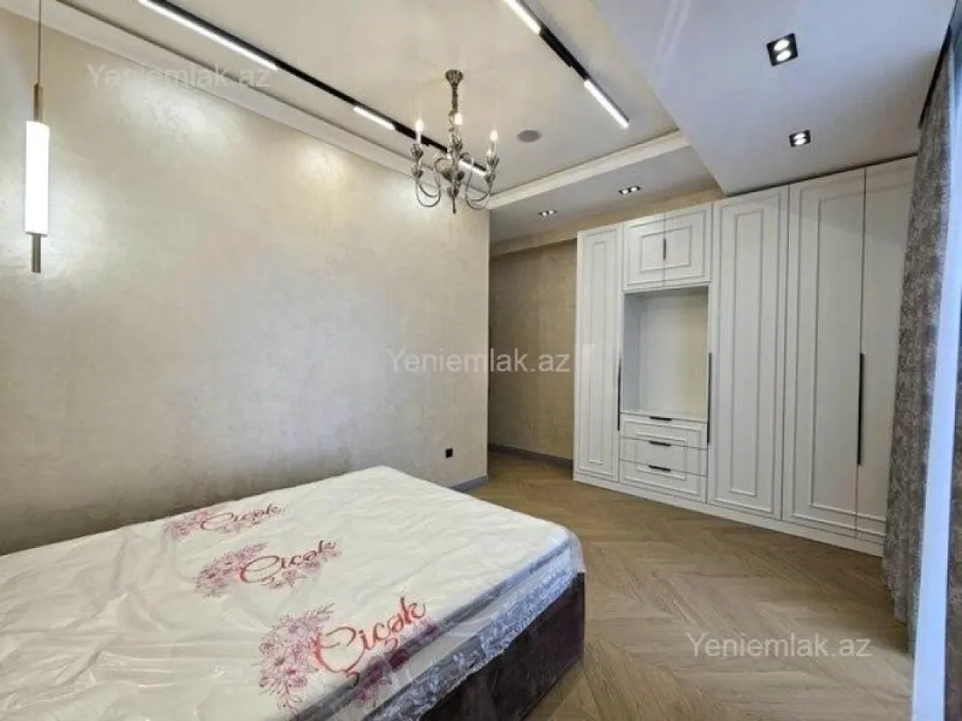 Satılır 3 otaqlı yeni tikili 117 m²