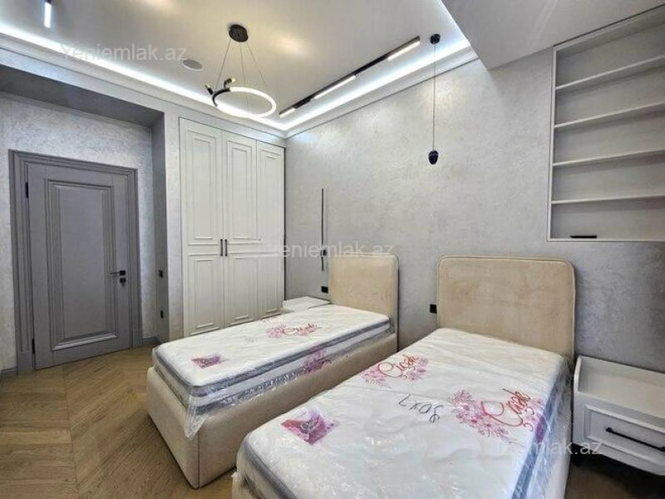 Satılır 3 otaqlı yeni tikili 117 m²